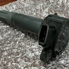 EJ25SOHCエンジン用　イグニッションコイル　一本ジャンク品の画像