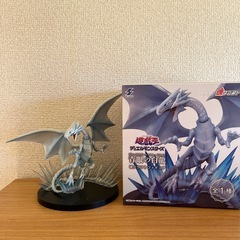 デュエルモンスターズ ブルーアイズホワイトドラゴン フィギュアの画像
