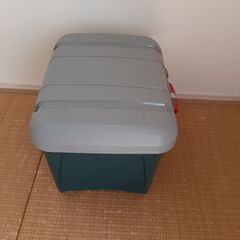 (家具)密閉　収納box　ボックス 密閉 ハードBOXの画像