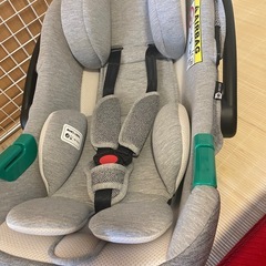 【受付停止】新生児から使えるチャイルドシートの画像