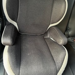 11月中に受け取れる方！チャイルドシートの画像