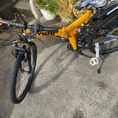 折りたたみ自転車の画像