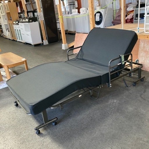 ニトリ　電動折り畳みベッド