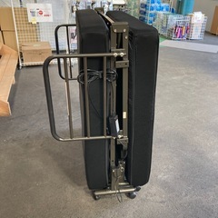 ニトリ　電動折り畳みベッドの画像