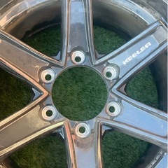 265/70R16  ランドクルーザープラド　スタッドレスタイヤの画像