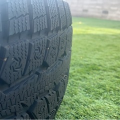 265/70R16  ランドクルーザープラド　スタッドレスタイヤの画像