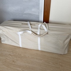 ココネルエアー ホワイトグレー Aprica ベビーベッドの画像