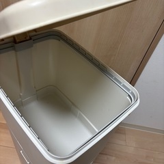 分別ゴミ箱 二段の画像