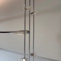 調整可能な金属製スタンド フロアスタンド ポップスタンドの画像