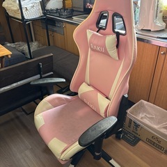 ゲーミングチェアの画像