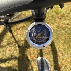 GIANT escape Mサイズ  空気入れお付けします。の画像