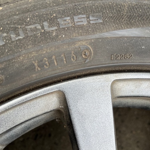 185/55R16インチ  中古スノータイヤ