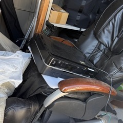 残りは木材のみの画像