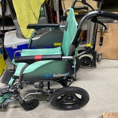お薦め品‼️MIKI多機能 介助用車いす CRT-8カルティマ  の画像