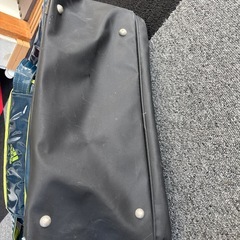 adidas バックの画像