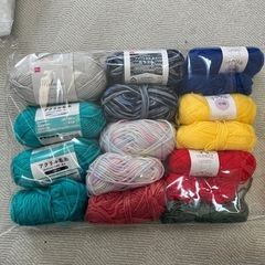 毛糸大量　羊毛フェルト　綿の画像