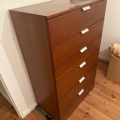 木製タンスの画像