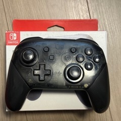 Nintendo  switch 本体　プロコンと連射コントローラー付きの画像