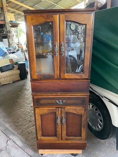 カリモク karimoku 家具コロニアル ガラスキャビネット サイドボード リビングボード サイドキャビネット