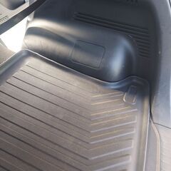 【新品】日産 ノート E13 / オーラ FE13 のトランク・ラゲッジマットの画像