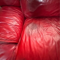赤 皮ソファー 2人掛けの画像