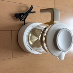 電気ポットの画像