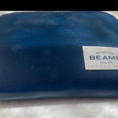 BEAMS ビームス 4ポケット ミニウォレット
の画像