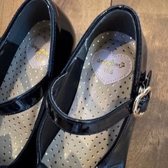 ヒール靴　19cmの画像