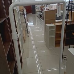 ★リユースのサカイ日立店★HJ8286  キャスター付きハンガーラック ホワイト H160×D37×W45 クリーニング済み の画像