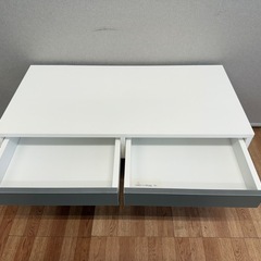 テレビボードの画像