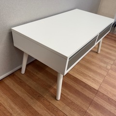 テレビボードの画像