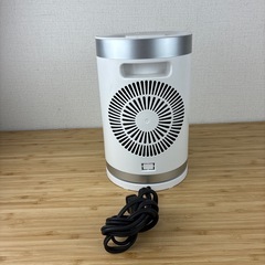 【引取大歓迎】セラミックヒーター　首振り　小型　即暖　ホワイト　電気　の画像