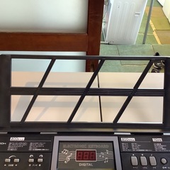 【リサイクルサービス八光】幅79㎝　夢グループ　ガイド機能付き 電子ピアノ [TSP-670D]の画像