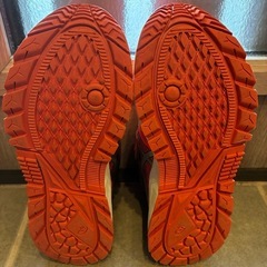 アシックス　レーザービーム　スノトレ　スノーブーツの画像