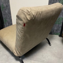 ハルモニア　スチールレッグソファ ベージュの画像