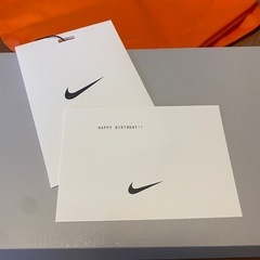 NIKE ギフトラッピング梱包袋　空箱　メッセージカード　セットの画像