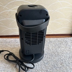 セラミックファンヒーターの画像