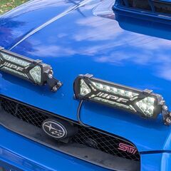 ローンは毎月22,500円～　スバル　インプレッサ WRX STi　アプライドモデルＥ　タイミングベルト交換済　ＲＥＣＡＲＯバケットシート　ナルディステアリング　ステアリング脱着ボス　ＨＫＳエアクリーナー　マッドガード　ＥＴＣの画像