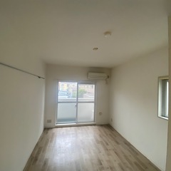 原状回復のトイレクッションフロア上貼りの画像