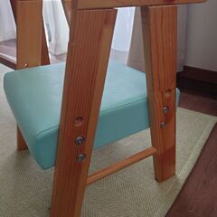 キッズチェア　木製の画像