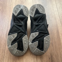 瞬足20センチ　キッズシューズの画像