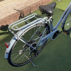 ＜整備済・美品＞27インチ・シティサイクル・後輪タイヤ新品・大型カゴ・LEDオートライト・シマノ6段変速の画像