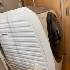 ドラム式電気洗濯乾燥機の画像