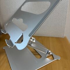 【ICHIFUJI ノートPCスタンド 折り畳み式】11～17.3インチ対応の画像