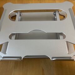 【ICHIFUJI ノートPCスタンド 折り畳み式】11～17.3インチ対応の画像