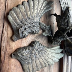 ブロンズ風？金属の鳥（壊れてます）の画像