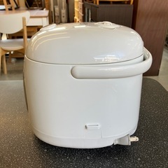 サ2511-233 TOSHIBA IH保温釜 RC-5XE9 3合炊き ホワイト 2014年製 通電確認済み キズ汚れ有りの画像