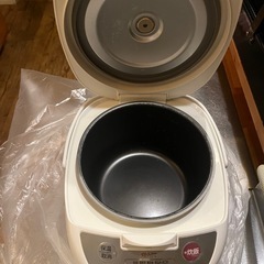 タイガー炊き立て炊飯器綺麗1000円の画像