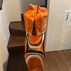 ゴルフキャディバックの画像