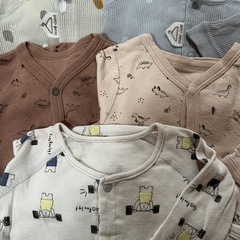 長袖ロンパース肌着　70cm 5枚の画像